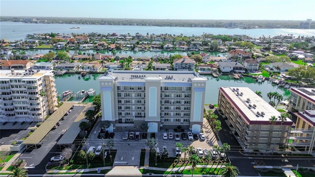 125 ISLAND WAY UNIT 503