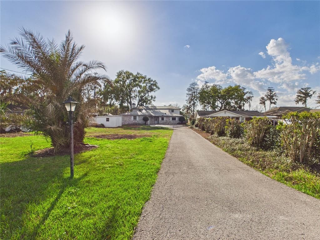 11202 WINN ROAD RIVERVIEW, FL 33569