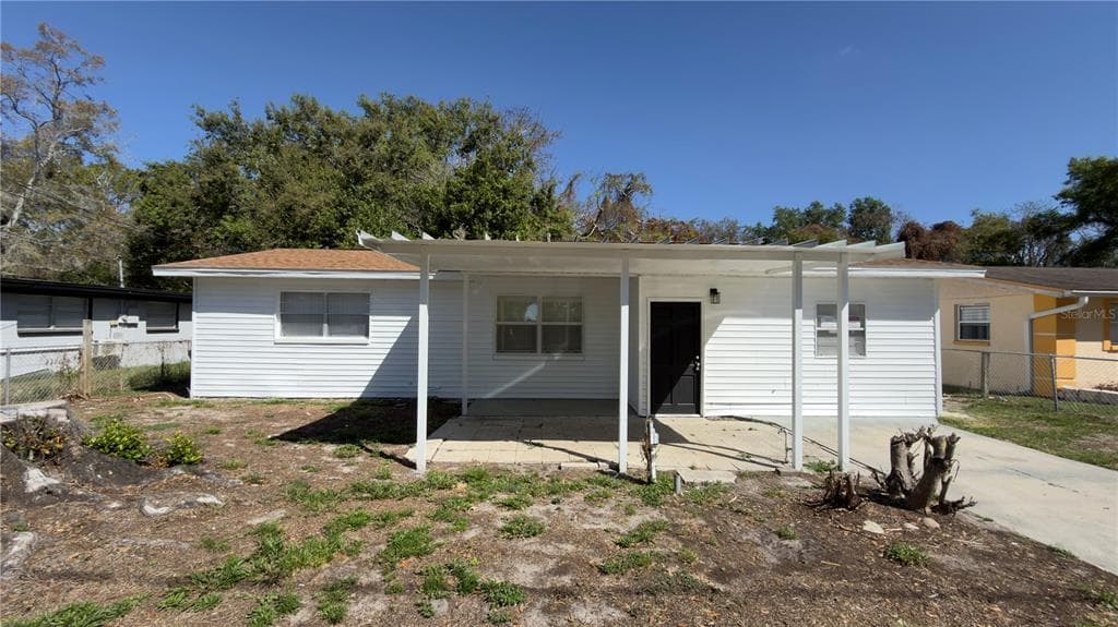 3207 AVENUE J NW WINTER HAVEN, FL 33881