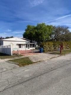 312 MILAKEE AVENUE SEBRING, FL 33870