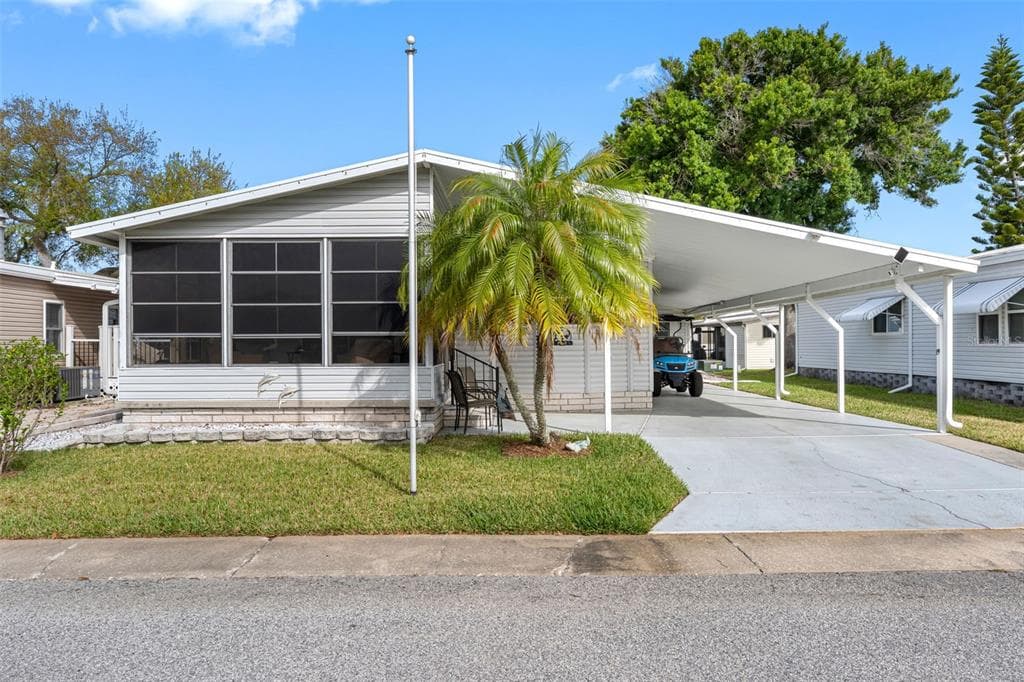 223 DOLPHIN DRIVE N OLDSMAR, FL 34677