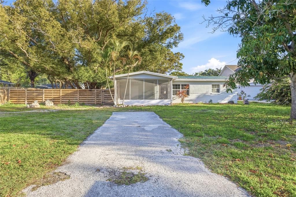 201 DUNKIRK ROAD OLDSMAR, FL 34677