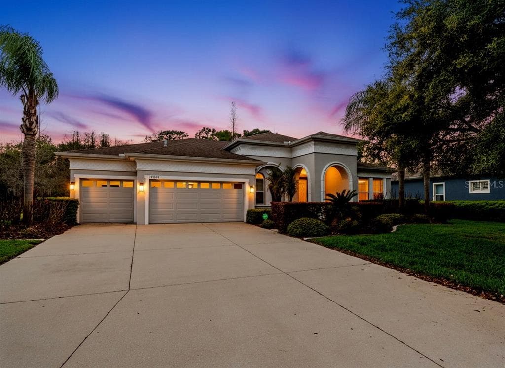 19420 AUTUMN CHASE COURT LAND O LAKES, FL 34638