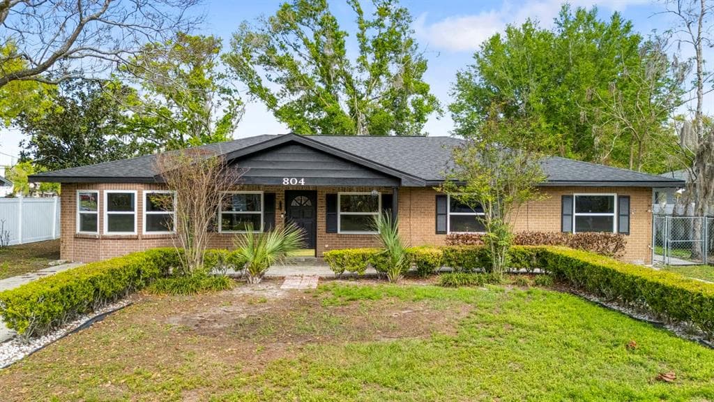 804 CASON STREET PLANT CITY, FL 33563