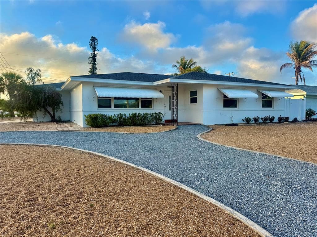 2100 E VINA DEL MAR BOULEVARD ST PETE BEACH, FL 33706