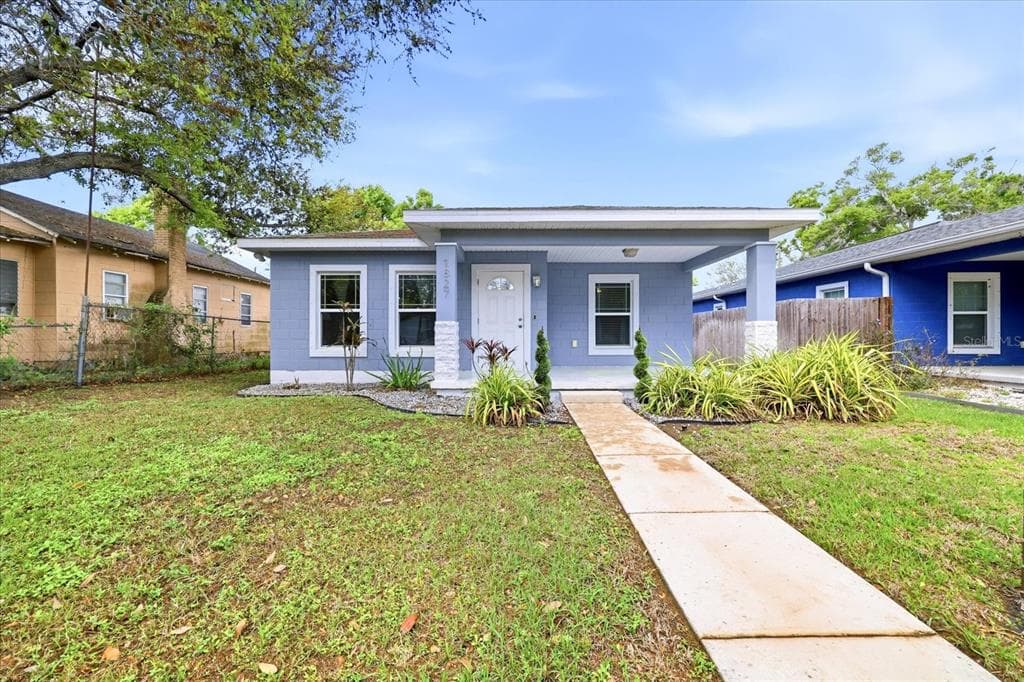 1827 48TH STREET S ST PETERSBURG, FL 33711