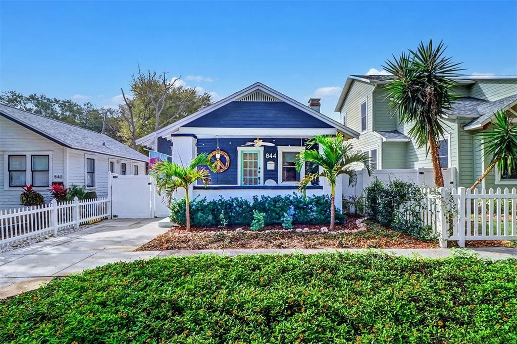 844 11TH AVENUE S ST PETERSBURG, FL 33701