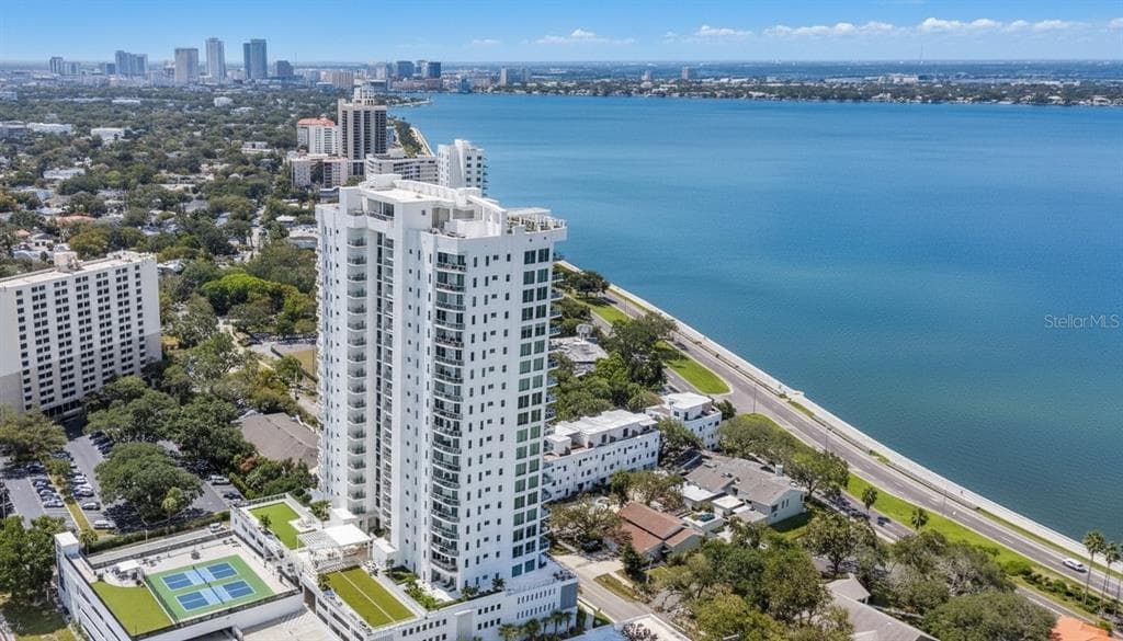 2910 W BARCELONA STREET UNIT 1503 TAMPA, FL 33629