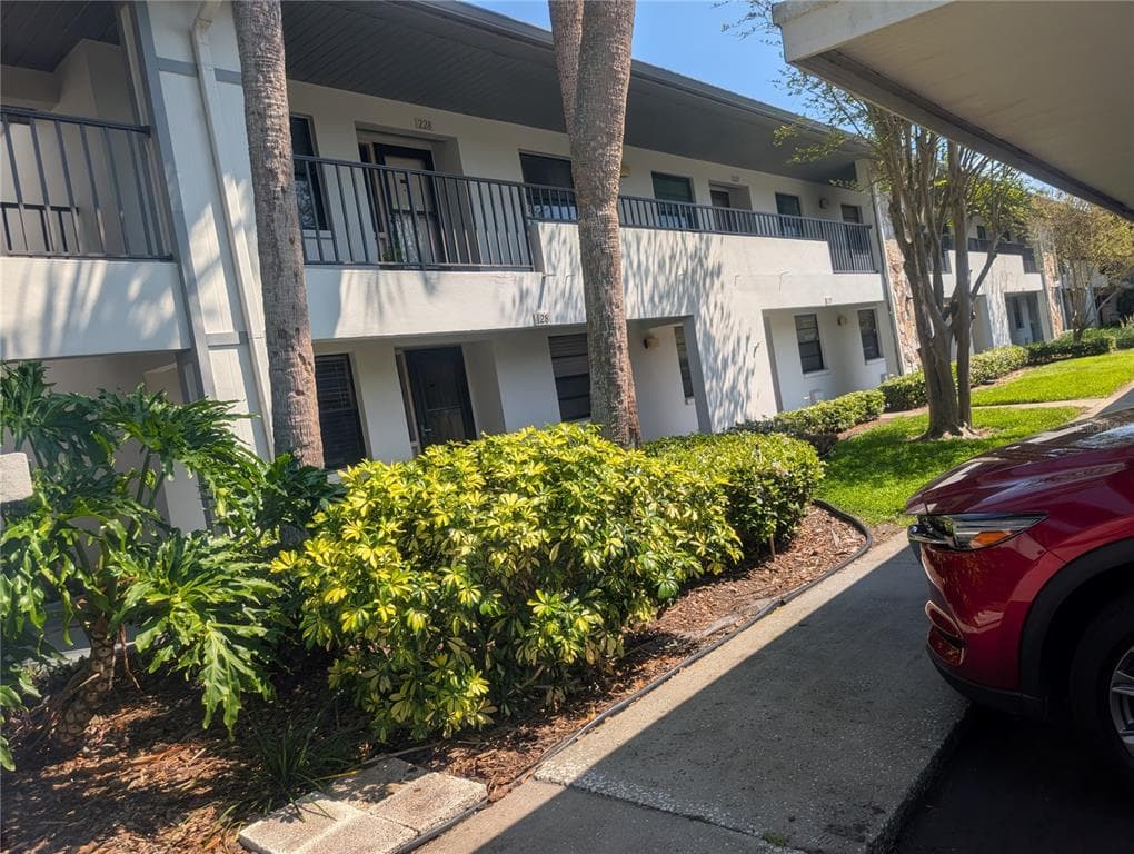 1601 43RD STREET N UNIT 129