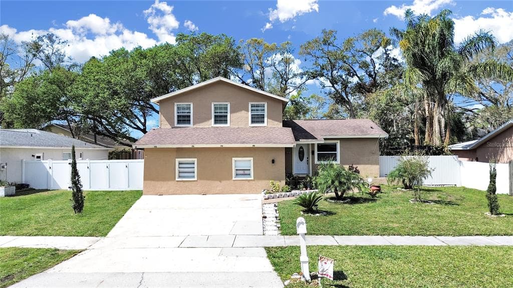 3210 ACAPULCO DRIVE RIVERVIEW, FL 33578