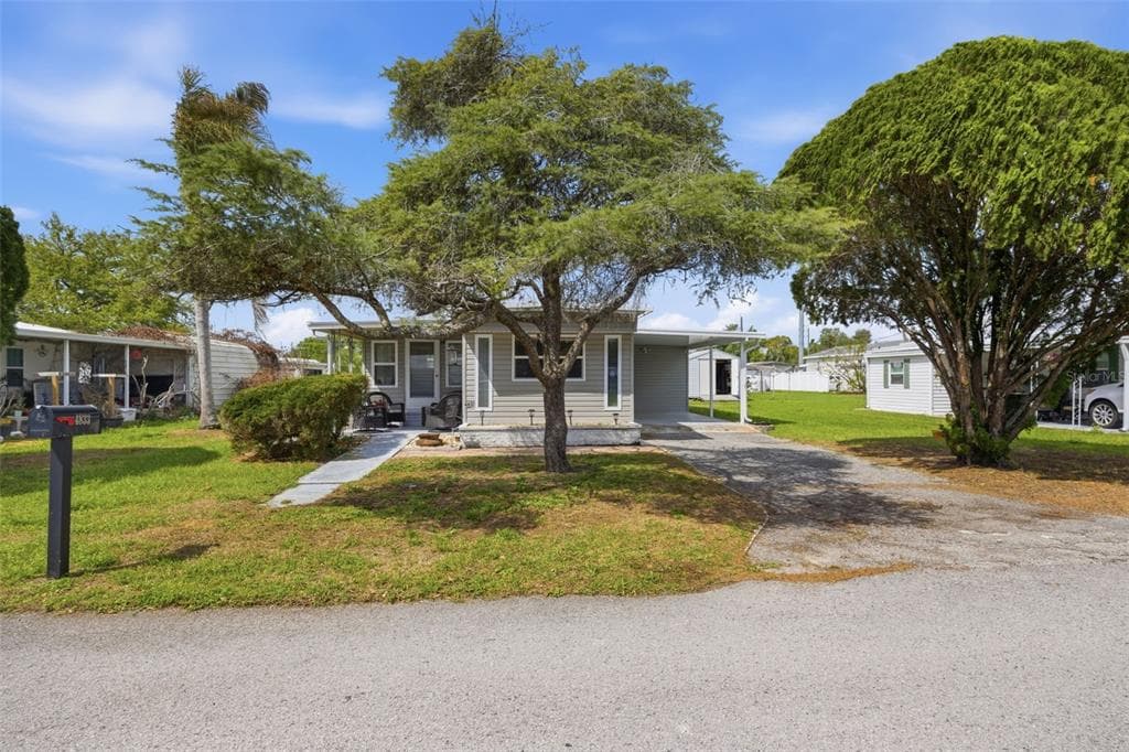 4833 ROYAL PALM DRIVE ZEPHYRHILLS, FL 33542