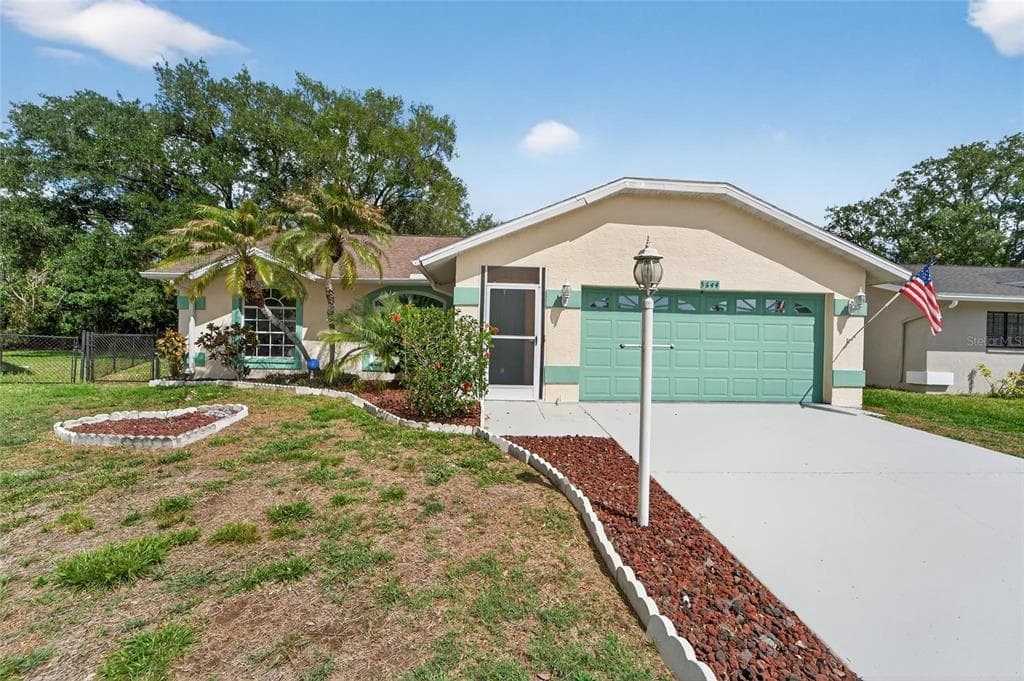 5644 29TH STREET CIRCLE E BRADENTON, FL 34203