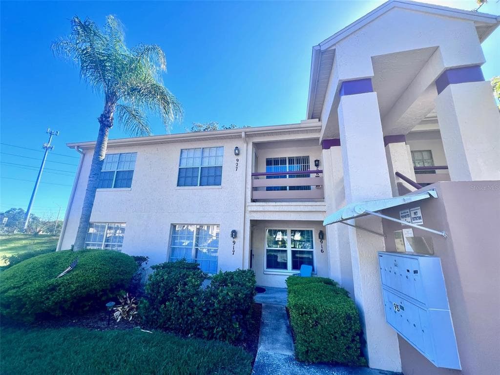 7828 HARDWICK DRIVE UNIT 927 NEW PORT RICHEY, FL 34653