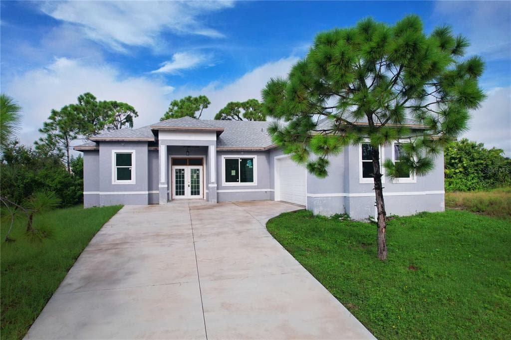 9555 HALLENDALE DRIVE PORT CHARLOTTE, FL 33981