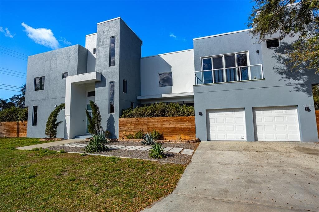 2700 N MYRTLE AVENUE TAMPA, FL 33602