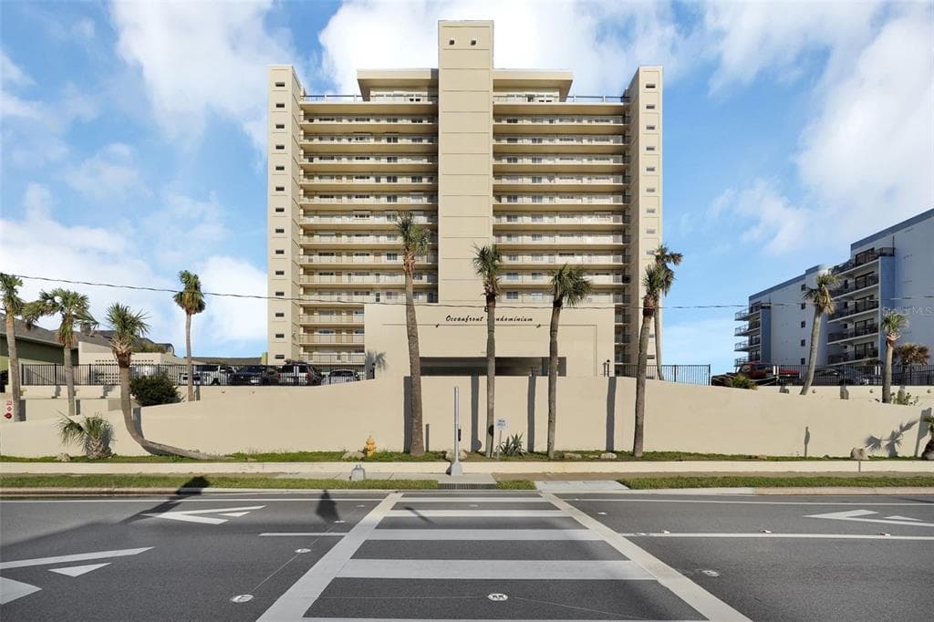 89 S ATLANTIC AVENUE UNIT 204 ORMOND BEACH, FL 32176