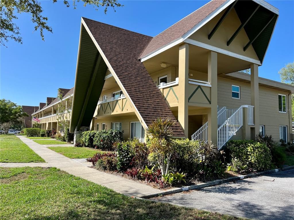 2000 WORLD PARKWAY BOULEVARD UNIT 6 CLEARWATER, FL 33763