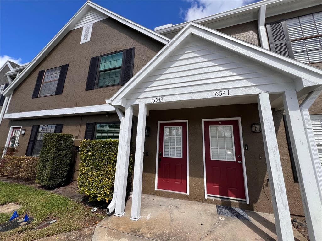 16543 LAKE BRIGADOON CIRCLE TAMPA, FL 33618