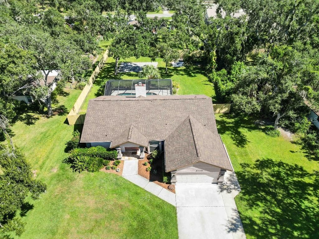 5206 WOODLAWN CIRCLE E PALMETTO, FL 34221
