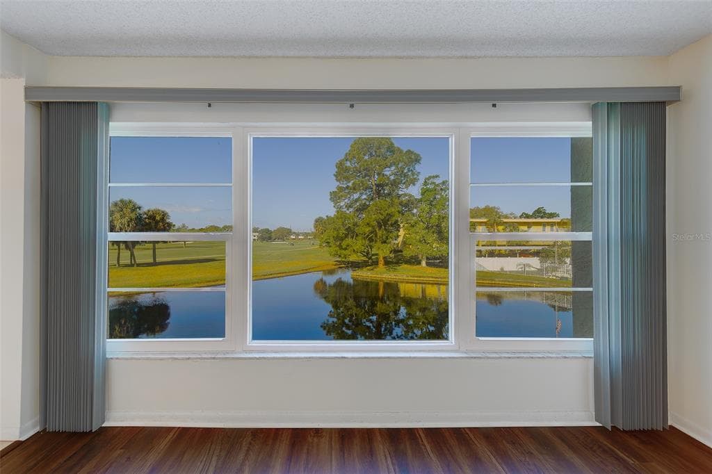 225 COUNTRY CLUB DRIVE UNIT F1210 LARGO, FL 33771