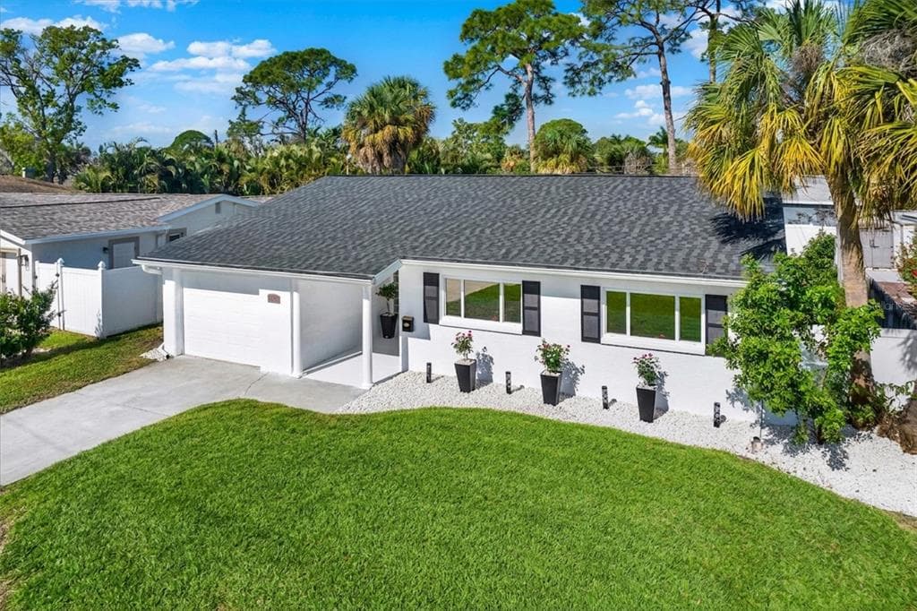 4510 NE HELENA STREET NE ST PETERSBURG, FL 33703