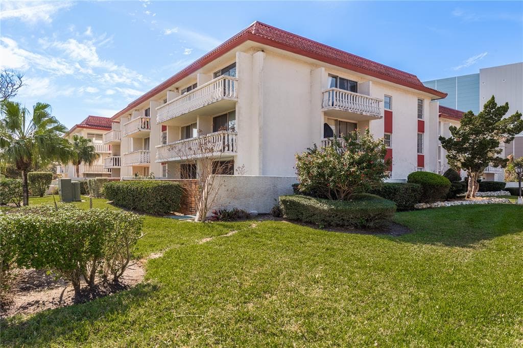 2623 SEVILLE BOULEVARD UNIT 106 CLEARWATER, FL 33764
