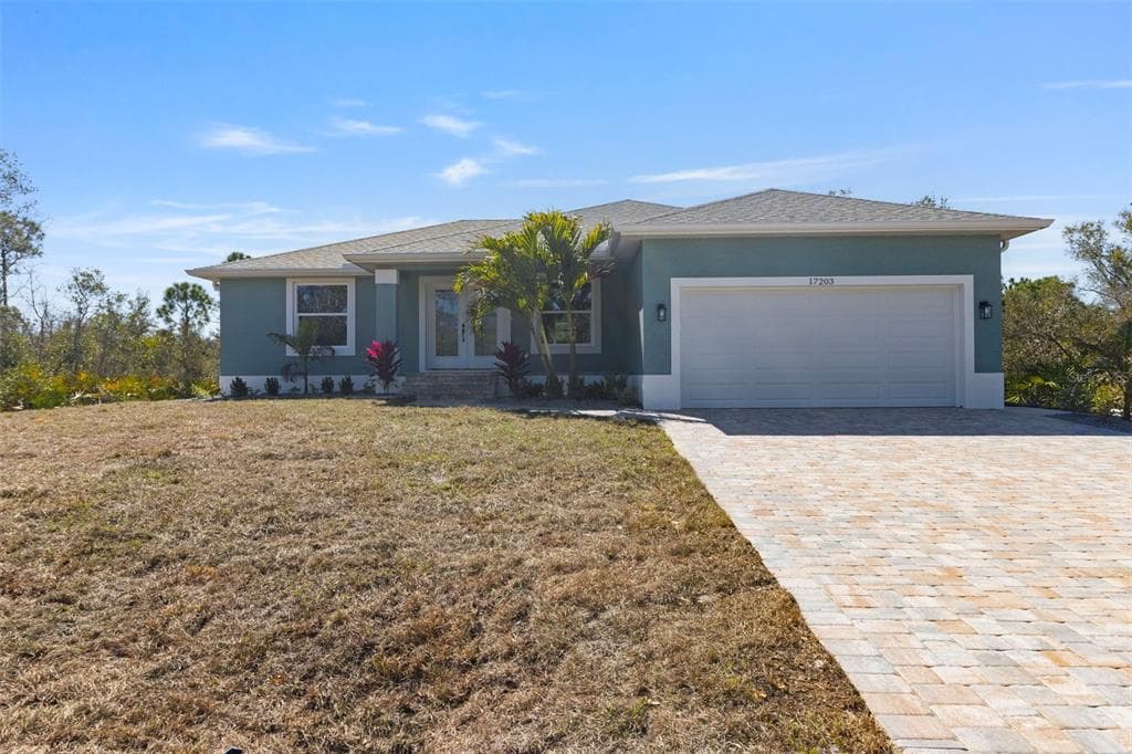 17203 CHASE AVENUE PORT CHARLOTTE, FL 33948