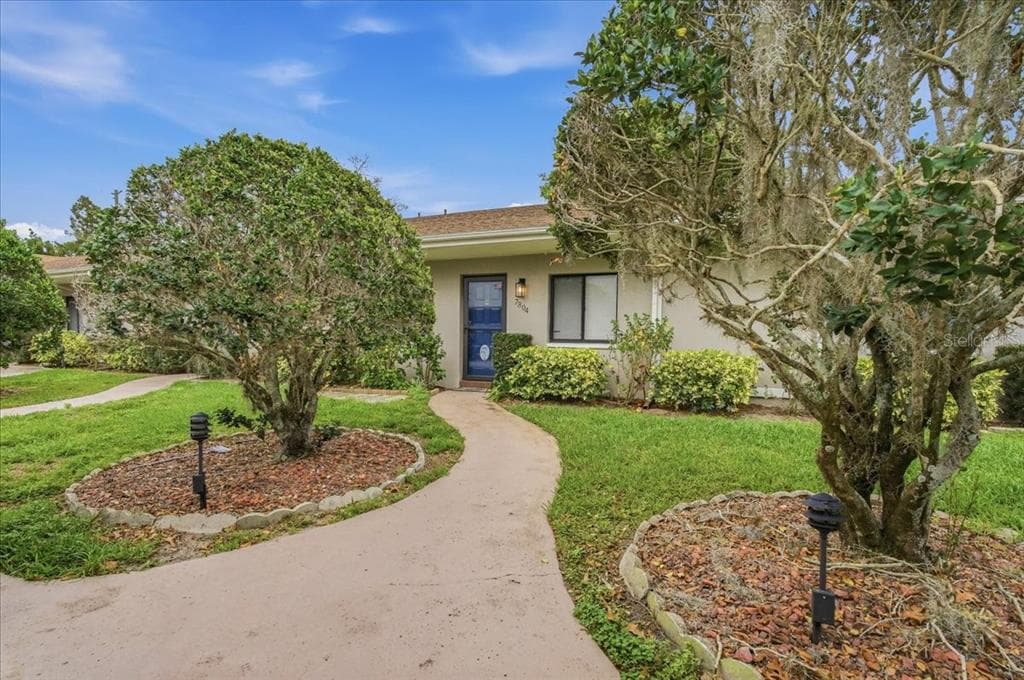 7804 EUREKA DRIVE HUDSON, FL 34667