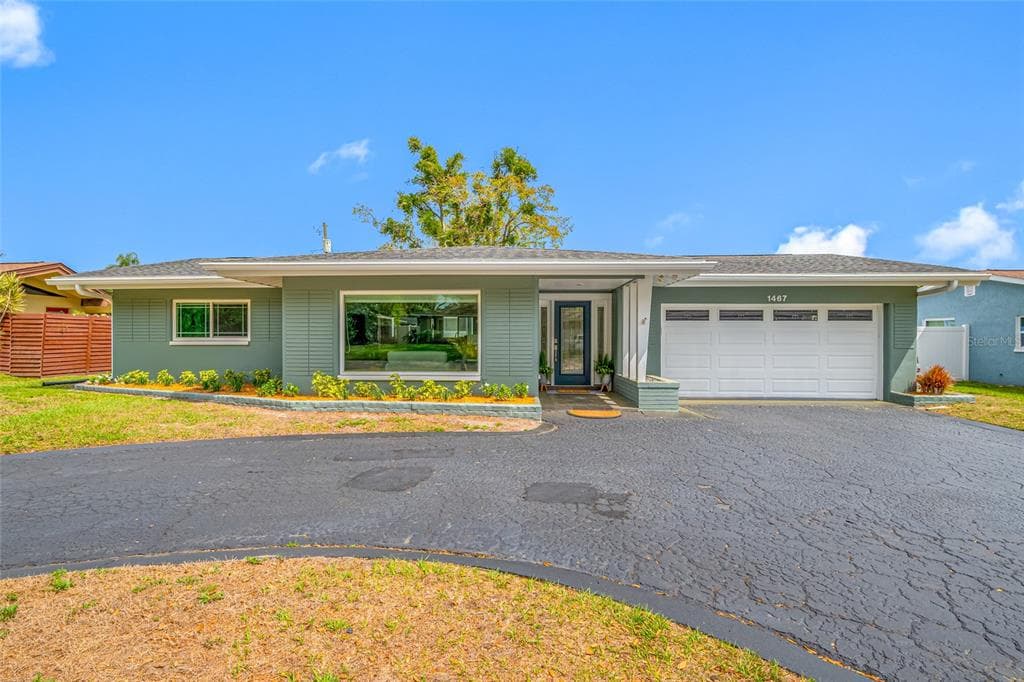 1467 BUGLE LANE CLEARWATER, FL 33764