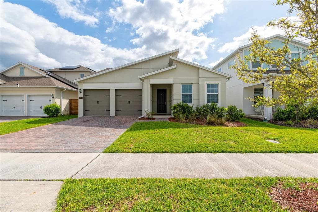 14815 MILFOIL AVENUE ORLANDO, FL 32827