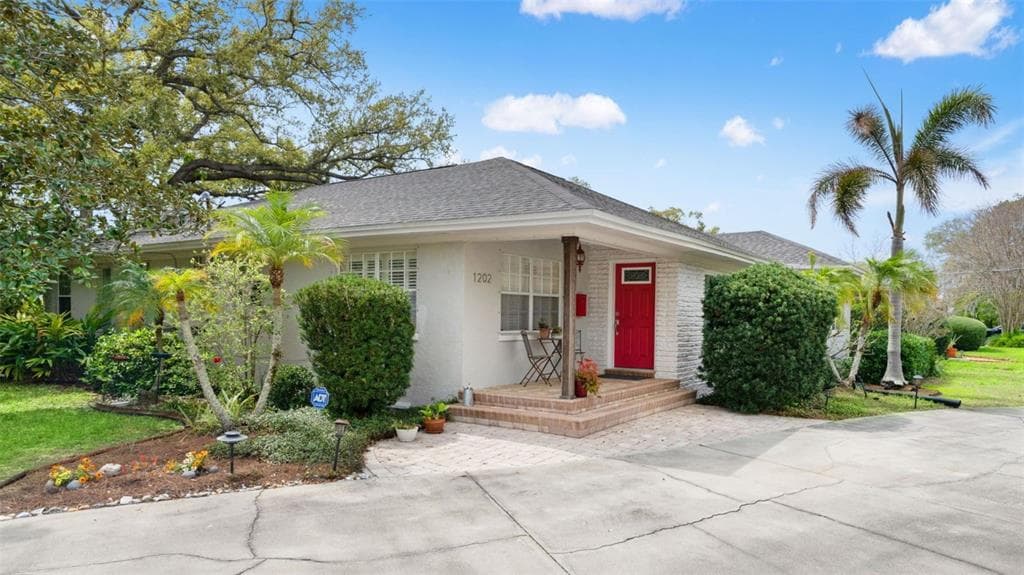1202 W CORAL STREET TAMPA, FL 33602