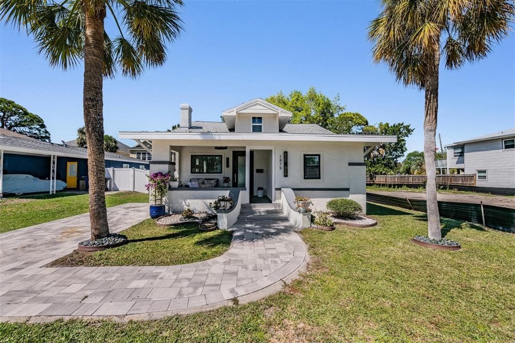 1875 MICHIGAN AVENUE NE ST PETERSBURG, FL 33703