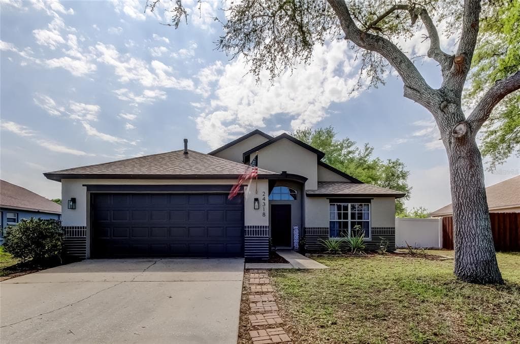 24318 ROLLING VIEW COURT LUTZ, FL 33559
