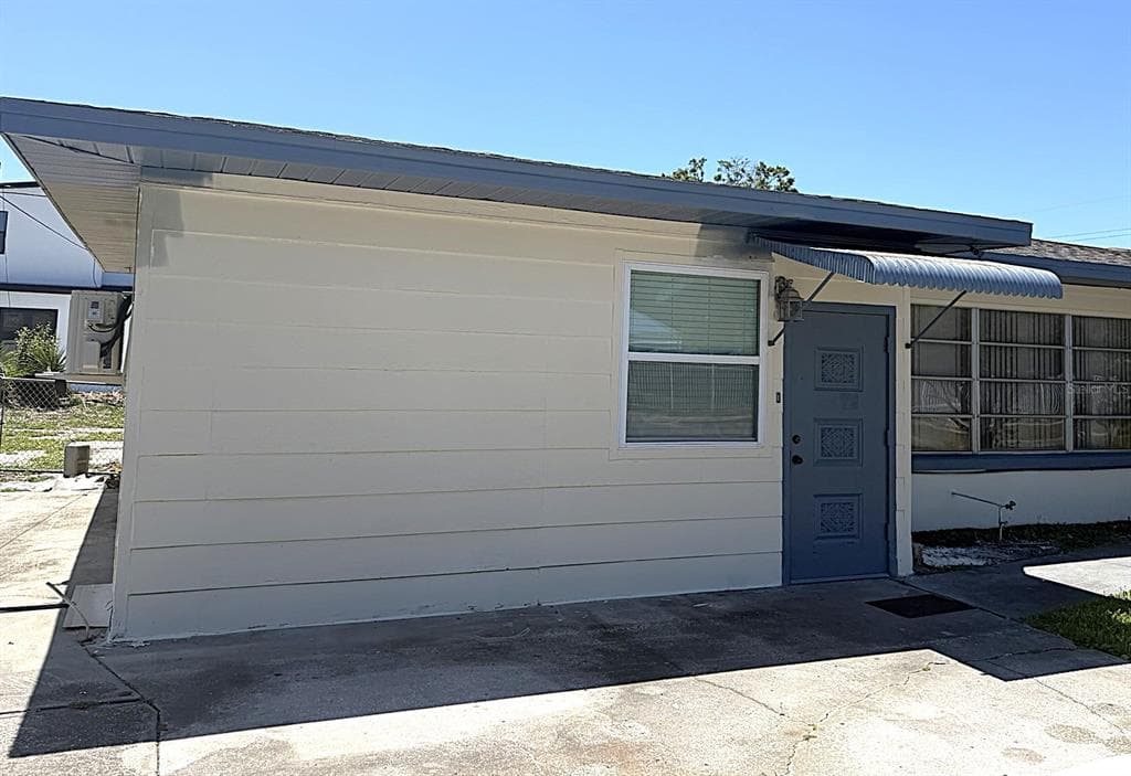 3022 W WALNUT STREET TAMPA, FL 33607
