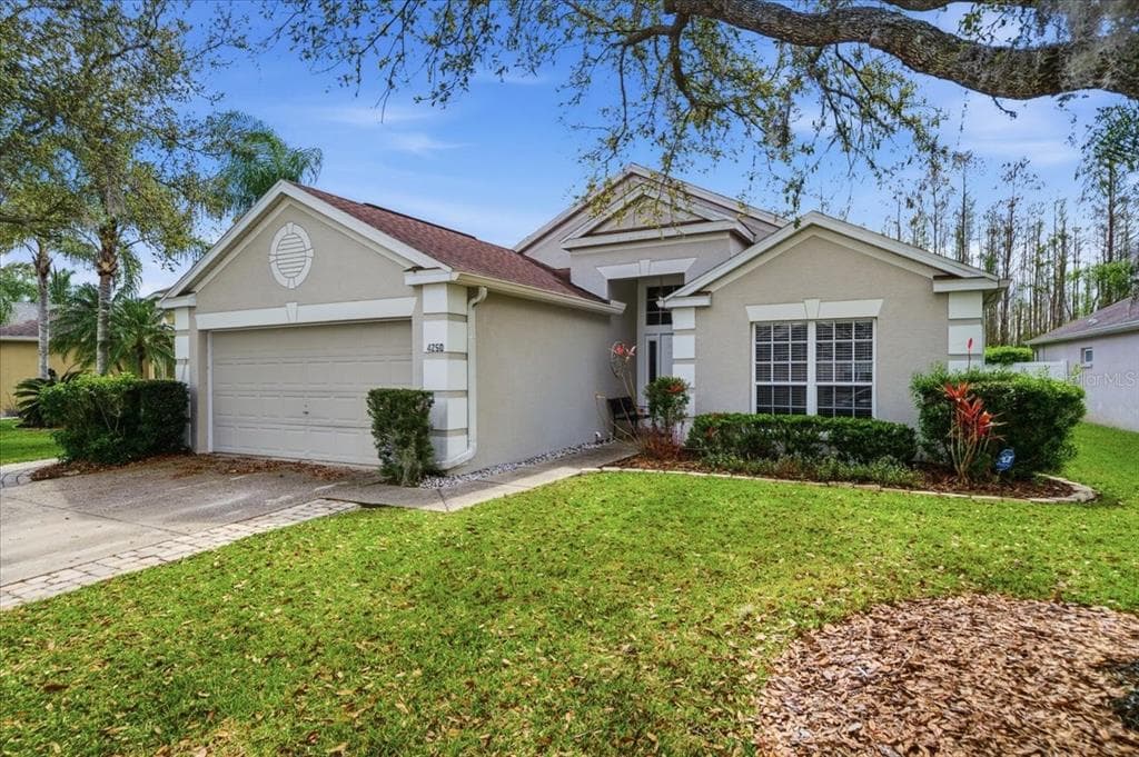 4250 PINE ISLE DRIVE LUTZ, FL 33558