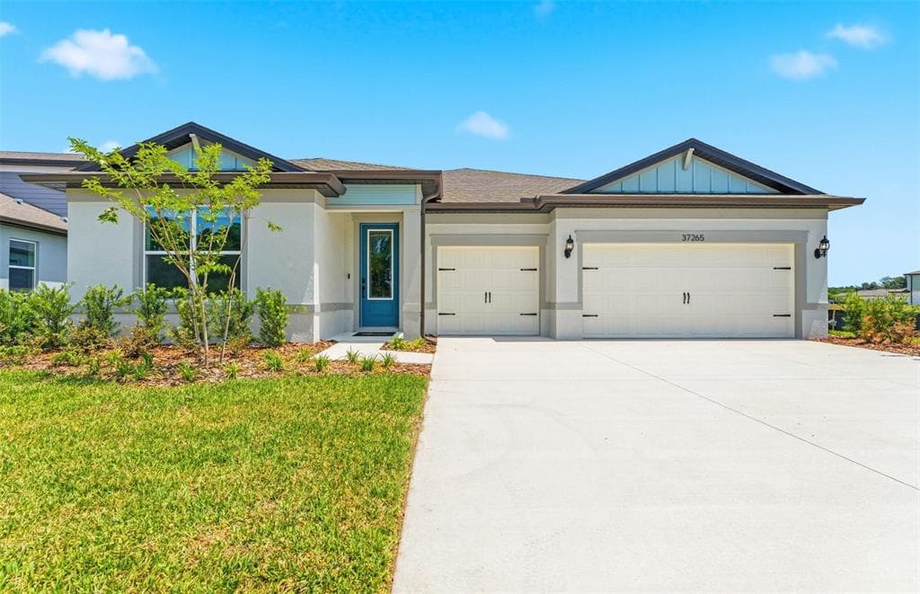 37265 GUNNISON DRIVE ZEPHYRHILLS, FL 33540