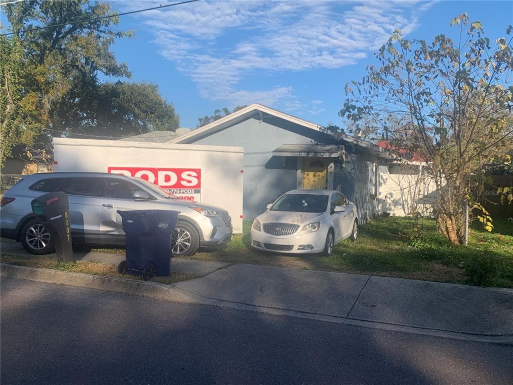 8007 N KLONDYKE STREET TAMPA, FL 33604