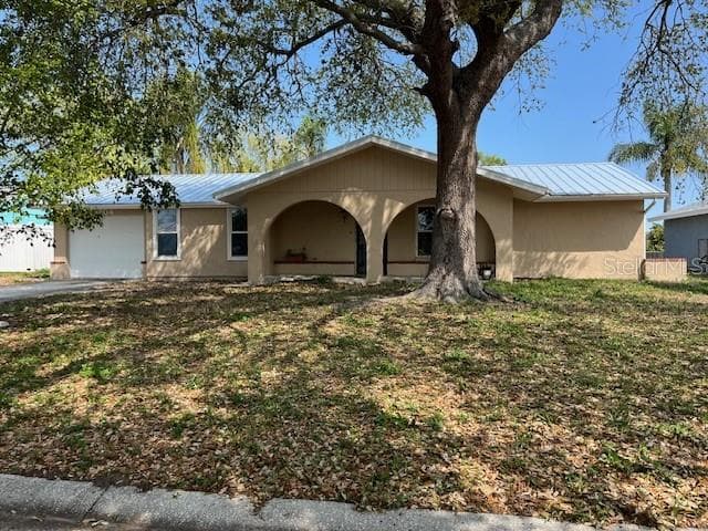 6204 38TH AVENUE W BRADENTON, FL 34209