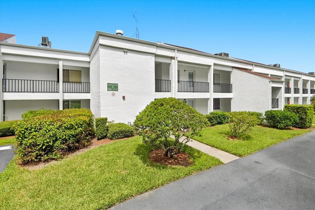2060 MARILYN STREET UNIT 211