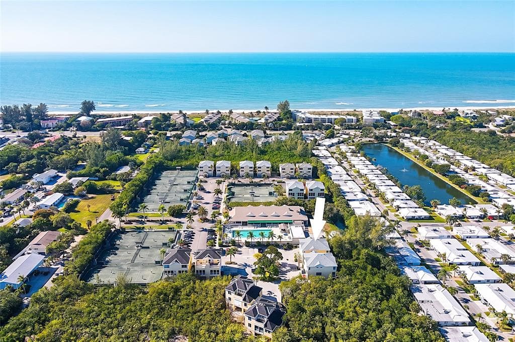 660 CEDARS COURT LONGBOAT KEY, FL 34228