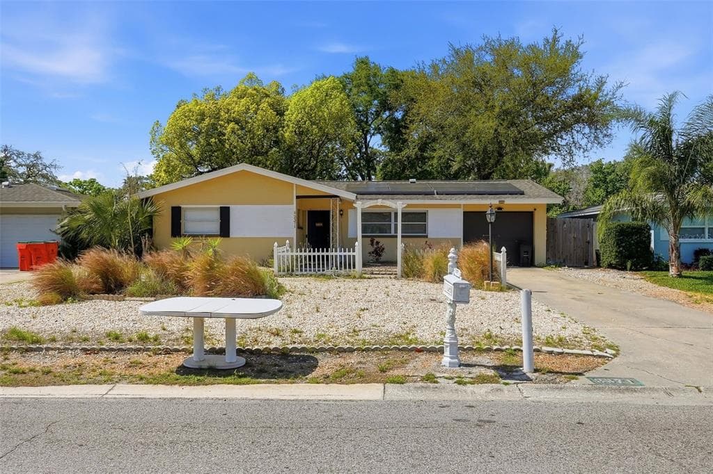 2371 INDIGO DRIVE CLEARWATER, FL 33763