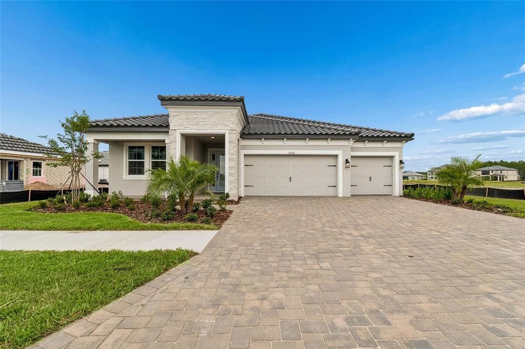 34706 LEGACY ACRES DRIVE ZEPHYRHILLS, FL 33541