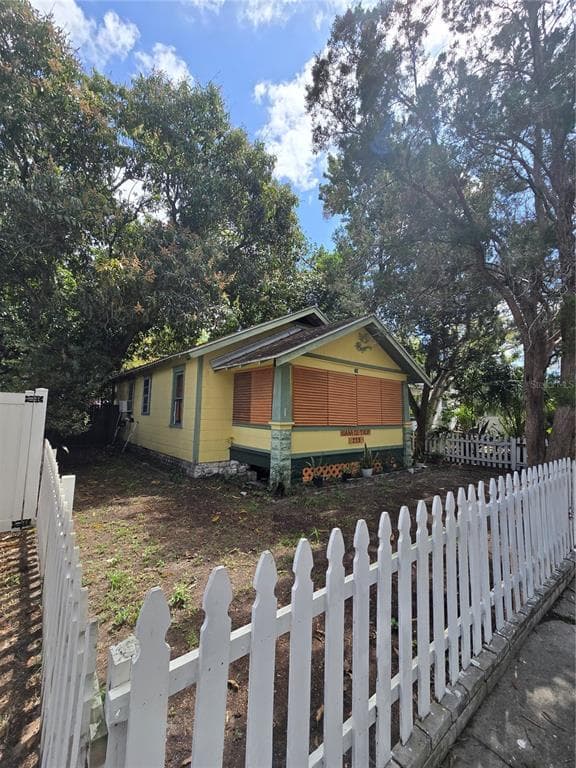 259 14TH STREET N ST PETERSBURG, FL 33705