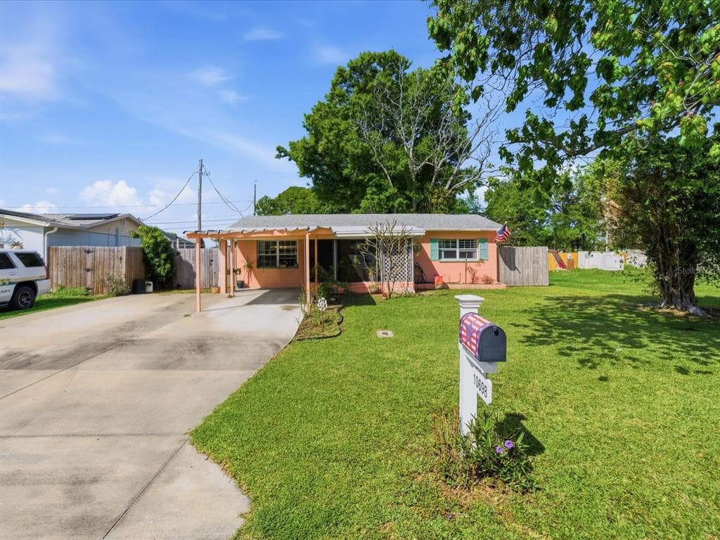 10698 106TH STREET LARGO, FL 33773