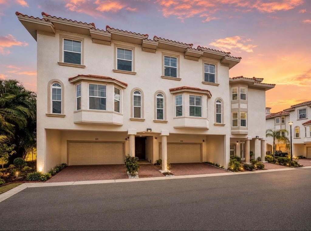 1340 BAYSHORE BOULEVARD UNIT 502 DUNEDIN, FL 34698