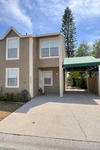 9030 LAKE PLACE LANE TAMPA, FL 33634