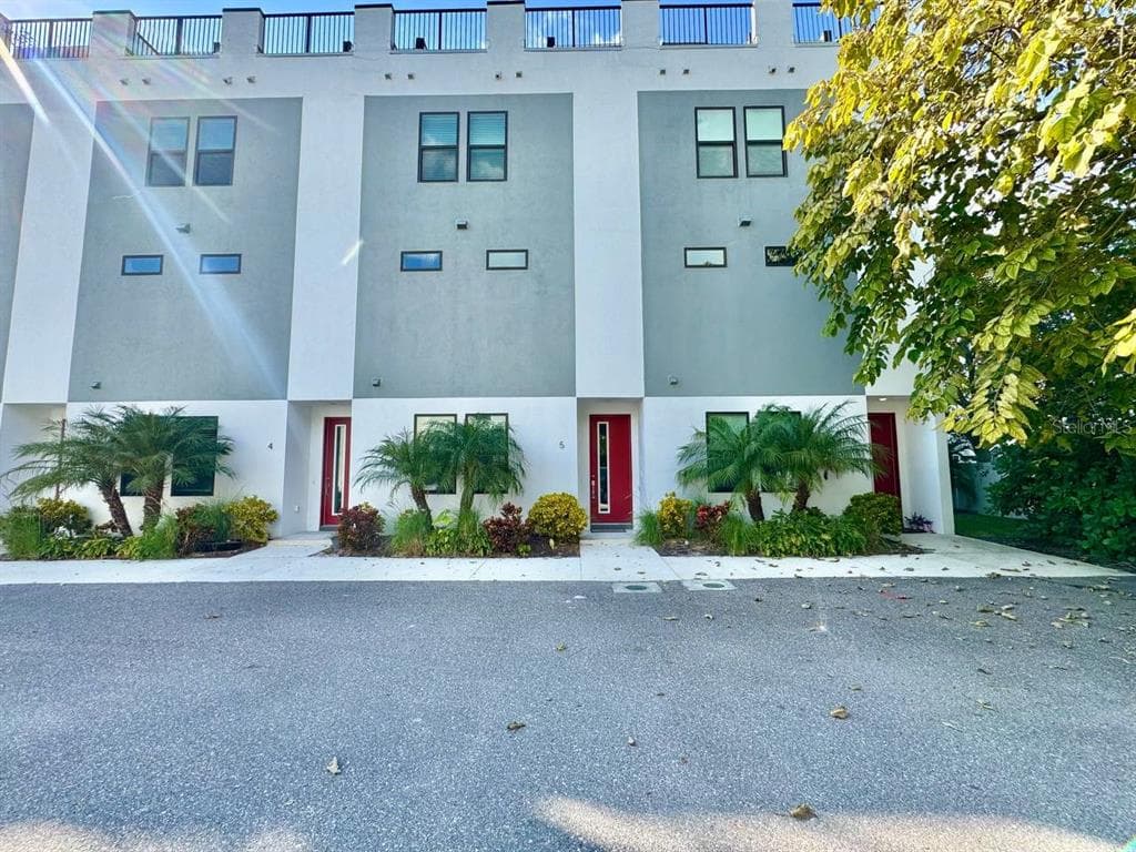 4215 W NORTH A STREET UNIT 5 TAMPA, FL 33609