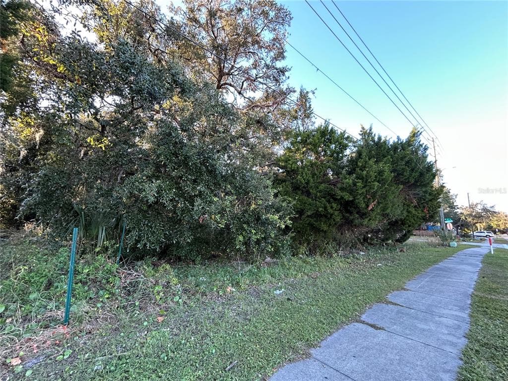 764 NE 12TH STREET CRYSTAL RIVER, FL 34428