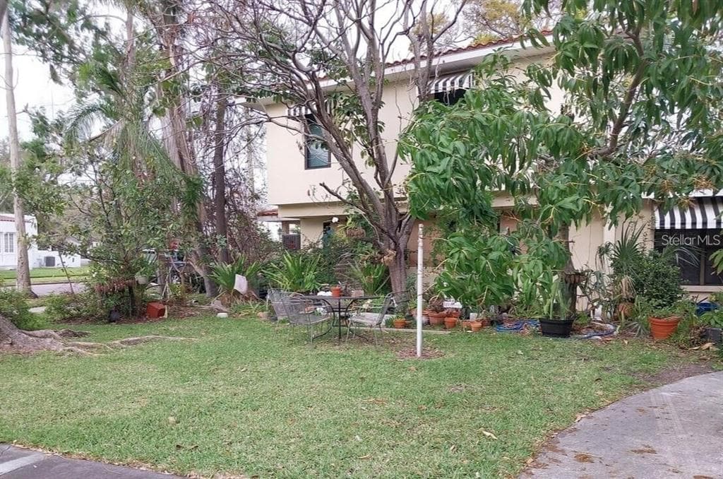 114 W DAVIS BOULEVARD TAMPA, FL 33606