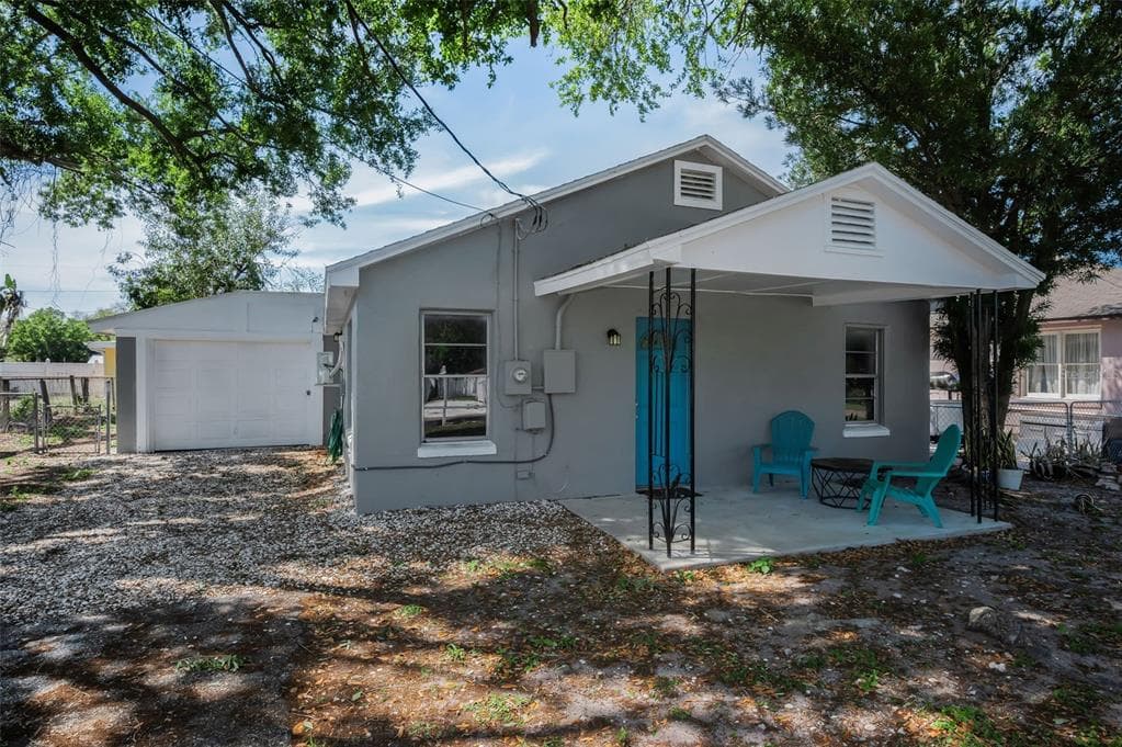 1918 MACOMBER AVENUE CLEARWATER, FL 33755